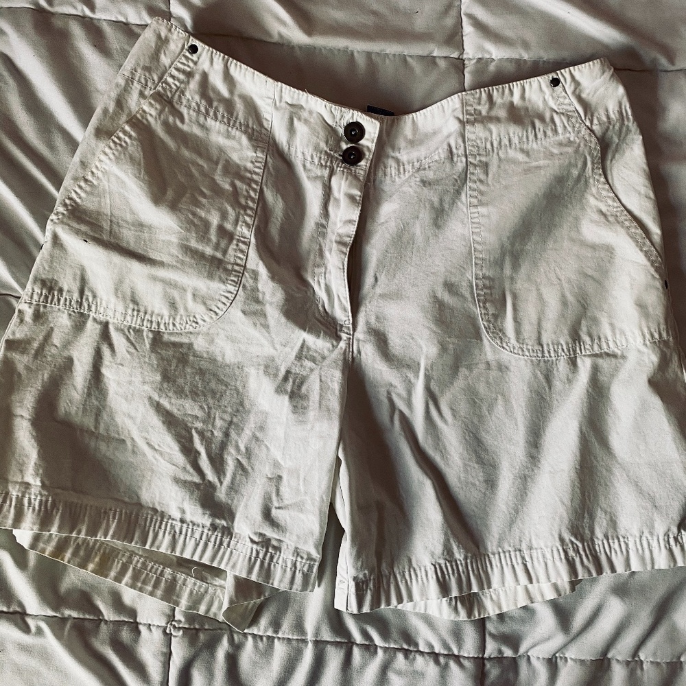 STYLE & CO White Shorts